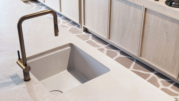 Deante MOMI C73N Keukenkraan met Uittrekbare Uitloop – Koper