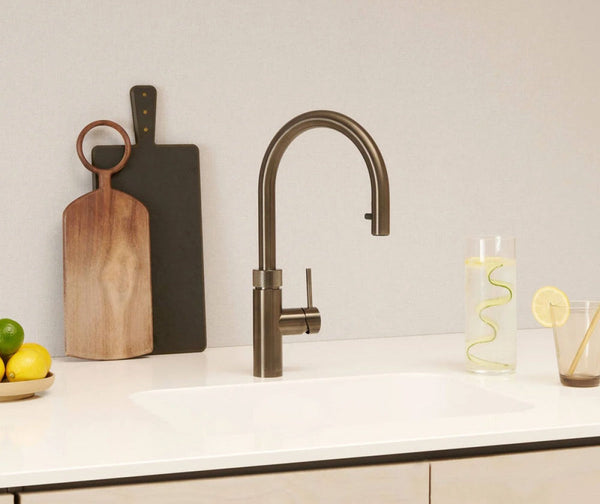 Quooker Flex met COMBI+ boiler & CUBE reservoir 5-in-1 kraan Gun Metal 1